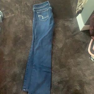 AE medium wash short skim boot size 2